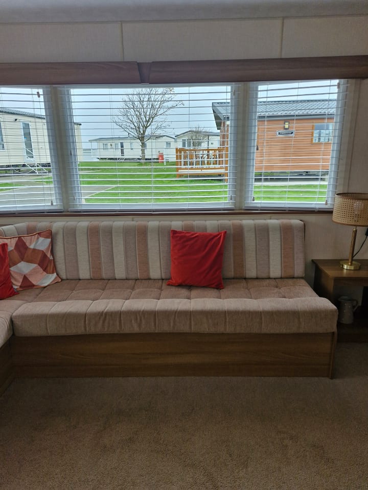 8 Berth, Pet Friendly Static @ Carmarthen Bay - Kidwelly