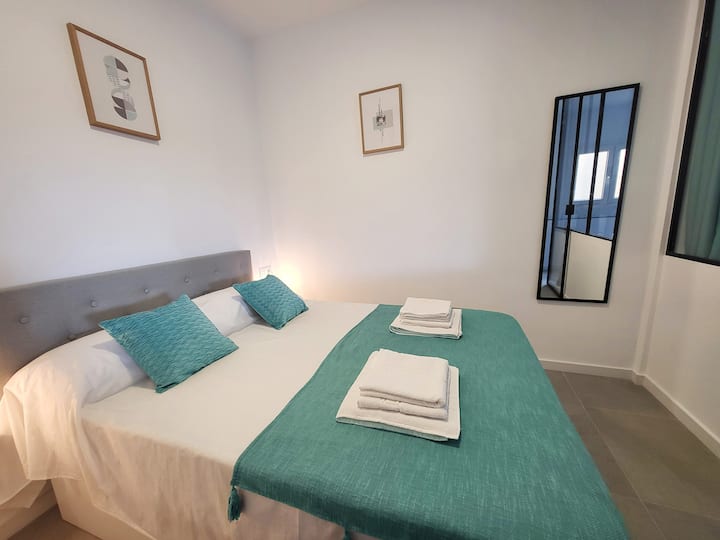 Renovated Loft With Terrace & Views - Barcelona