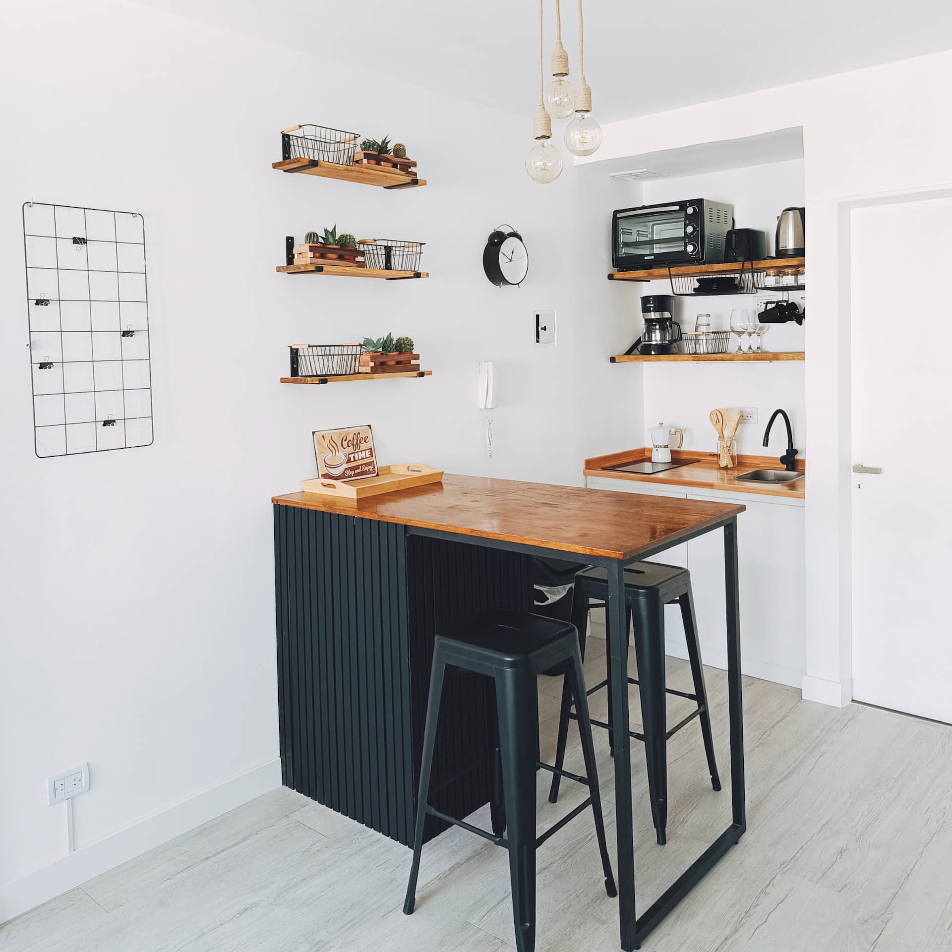 Furnished studio apartment in Retiro