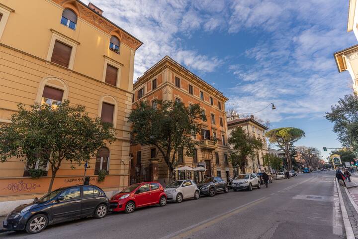 Luxury flat with terrace by historic center gallery image 5