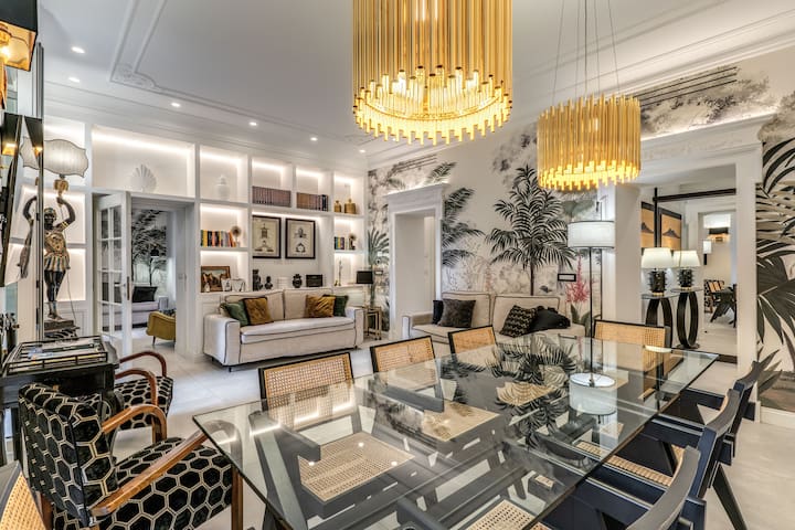 Luxury flat with terrace by historic center