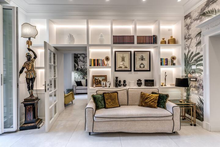 Luxury flat with terrace by historic center gallery image 2