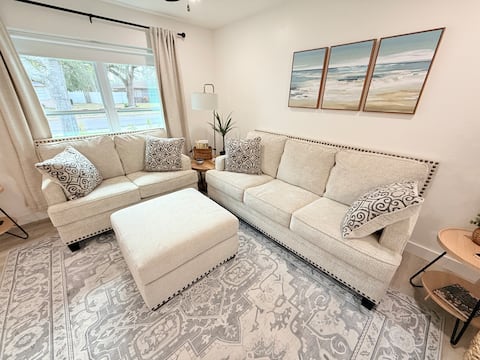 Successful Airbnb property: Suncoast Breezes in Sarasota Springs