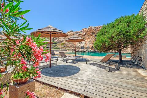Rustic House on the Sea - Cala Francese