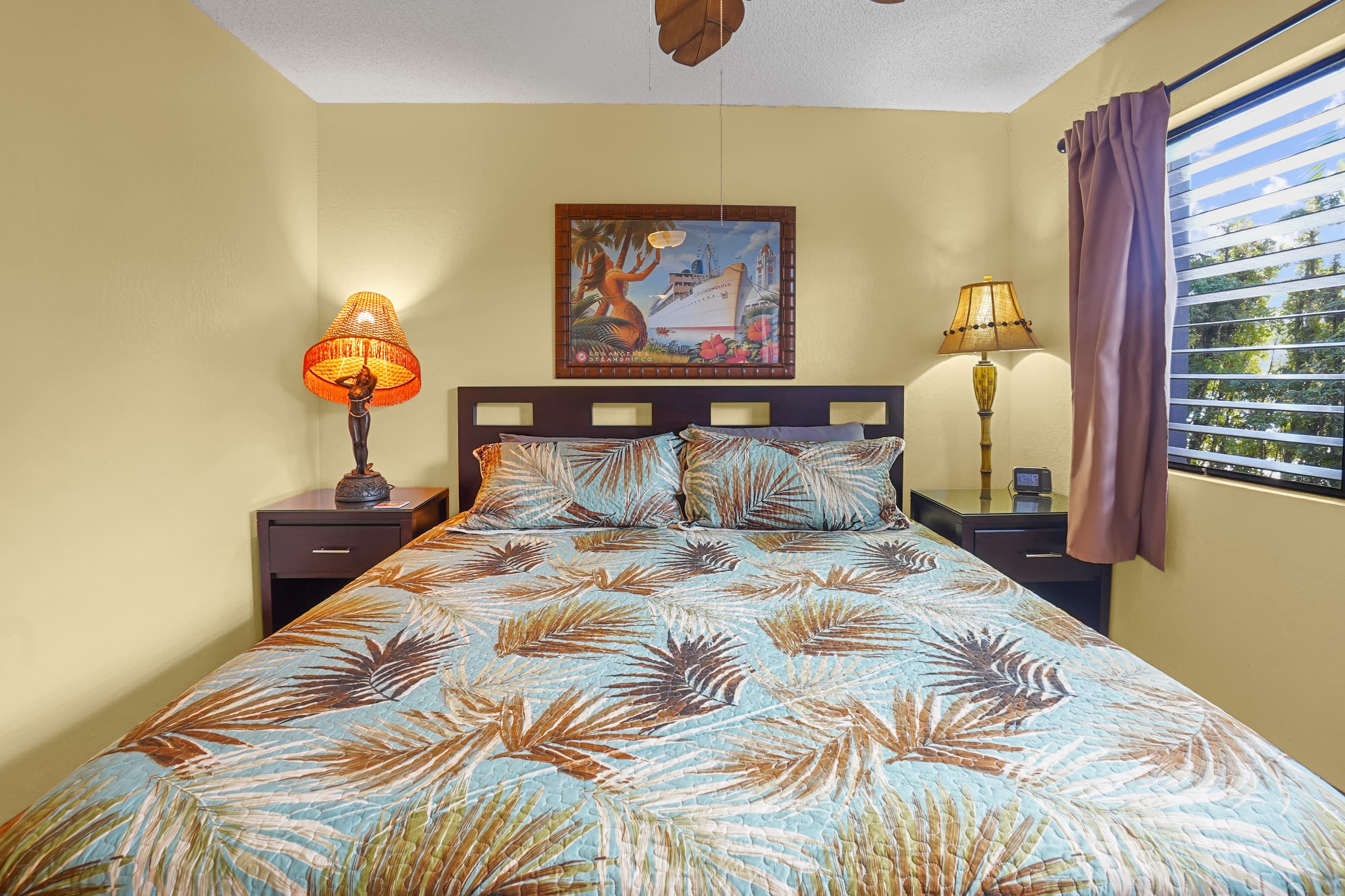 Low rates- A/C-free parking- No resort fees KR103 - Image 1