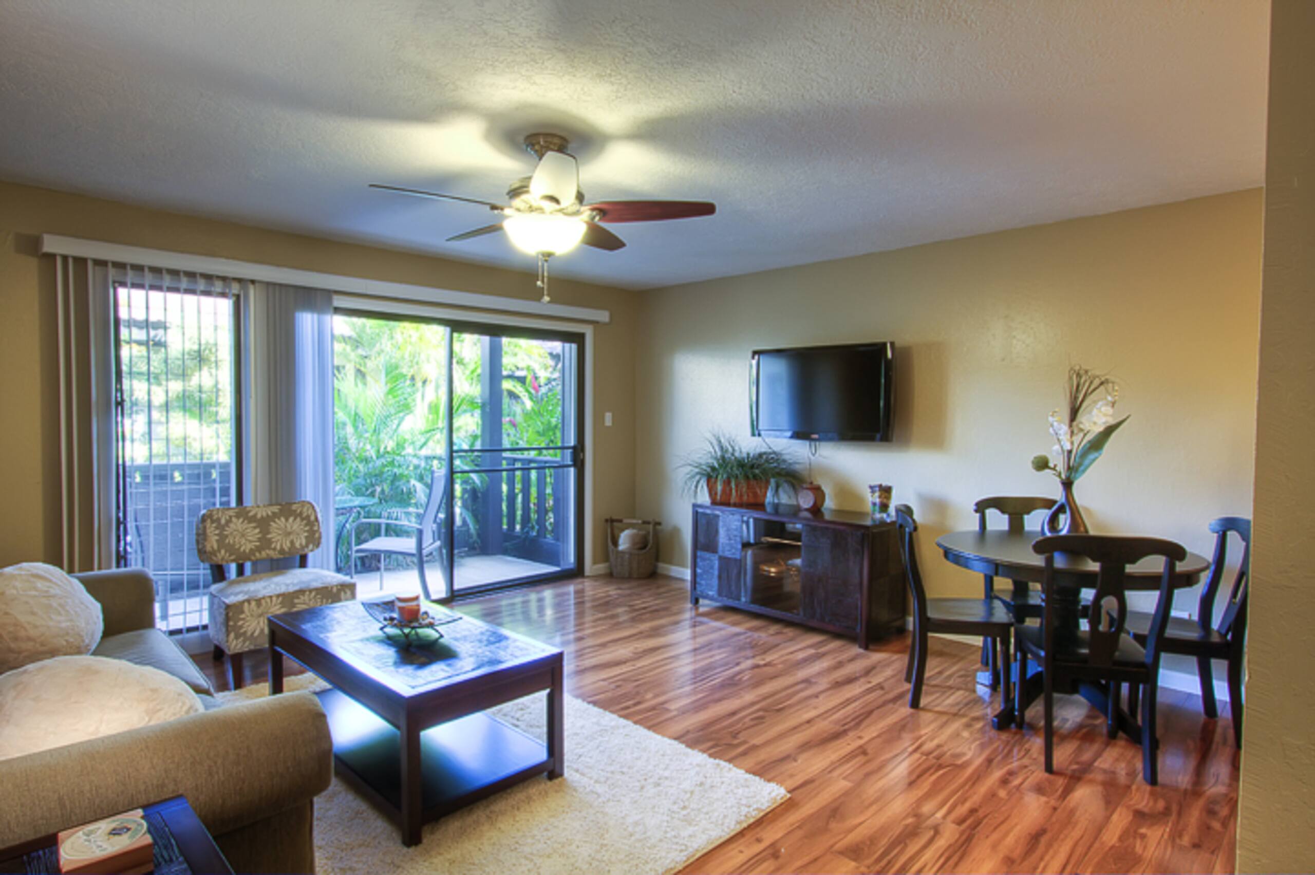 Low rates- A/C-free parking-no resort fees KR131 - Image 8