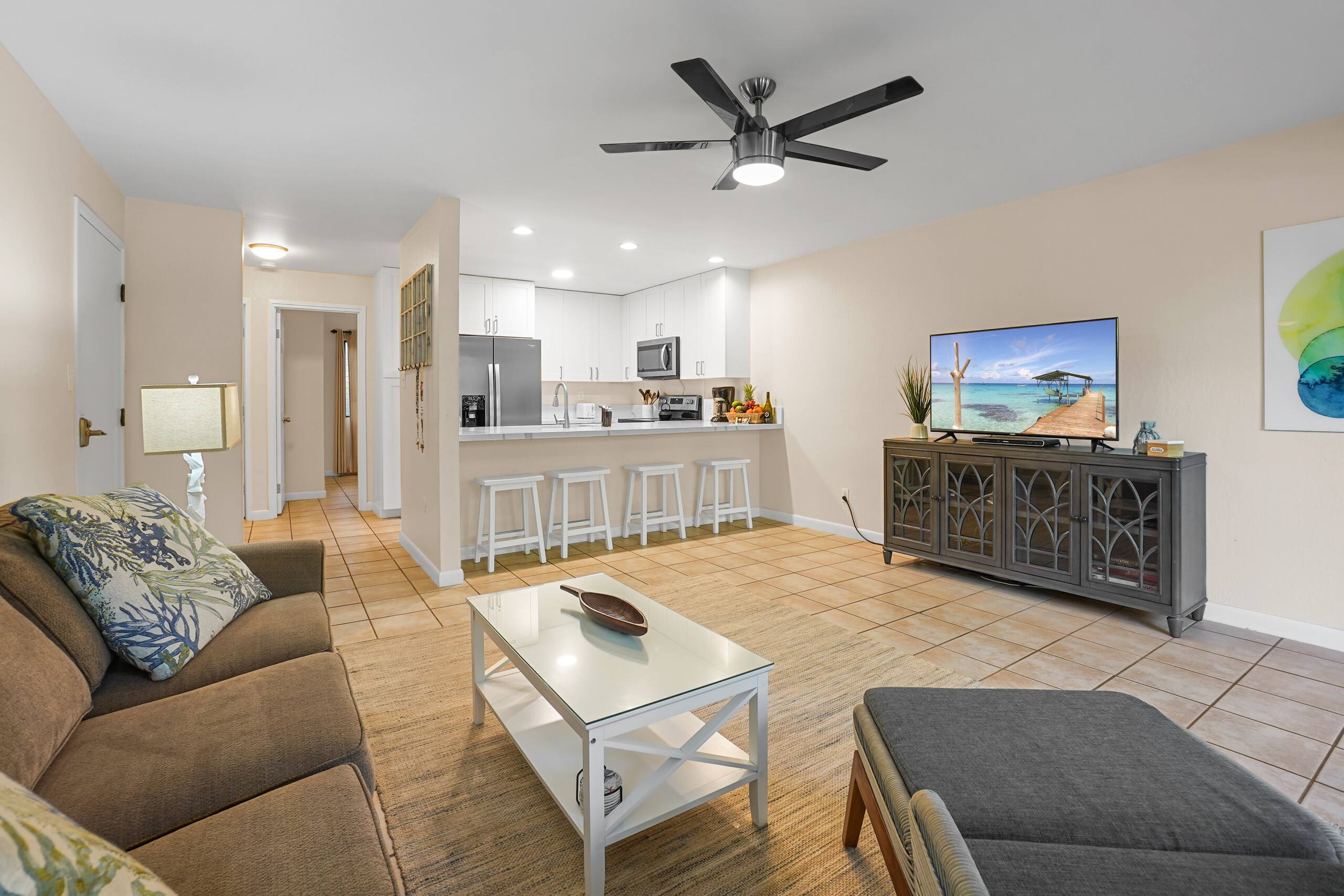 Low rates-tropical resort. A/C free parking KR120 - Image 30