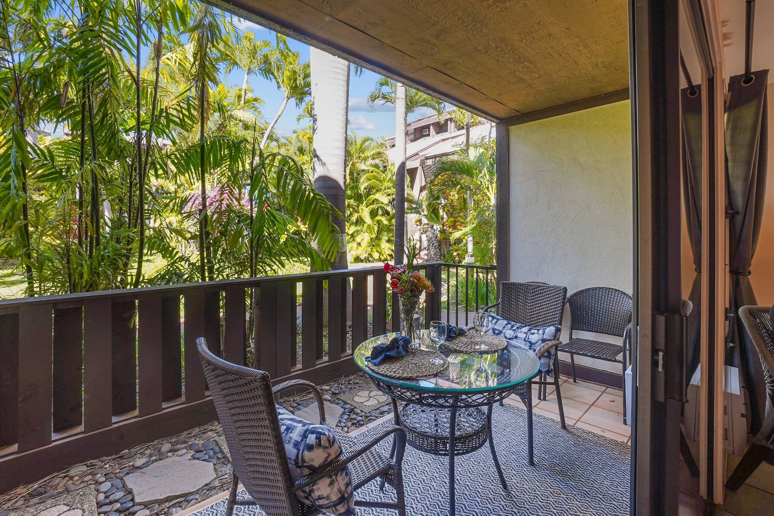 Low rates-tropical resort. A/C free parking KR120 - Image 11
