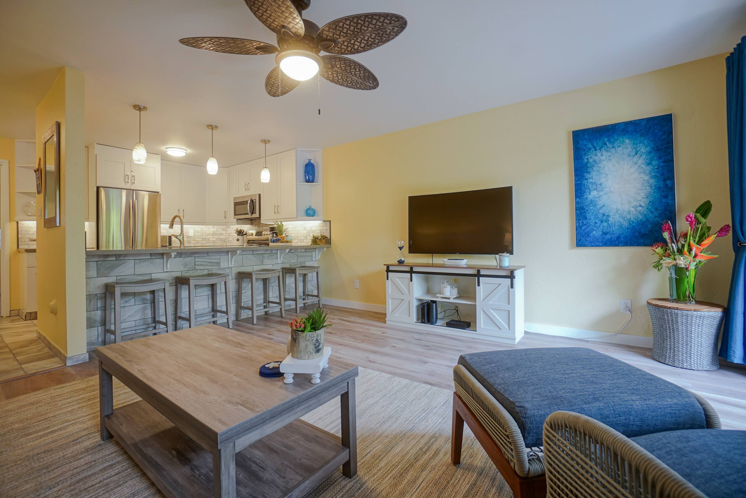 Summer deals now. No resort fee/parking-A/C - Image 19