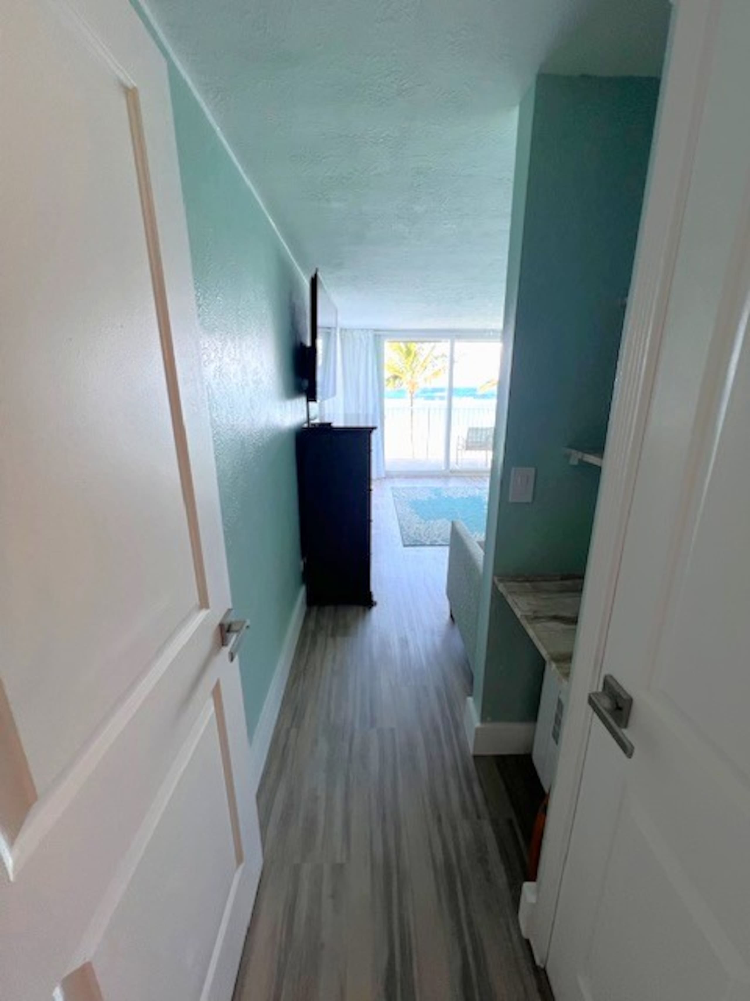 Condo in Hauula · ★4.88 · 3 bedrooms · 8 beds · 2 private baths - Image 57