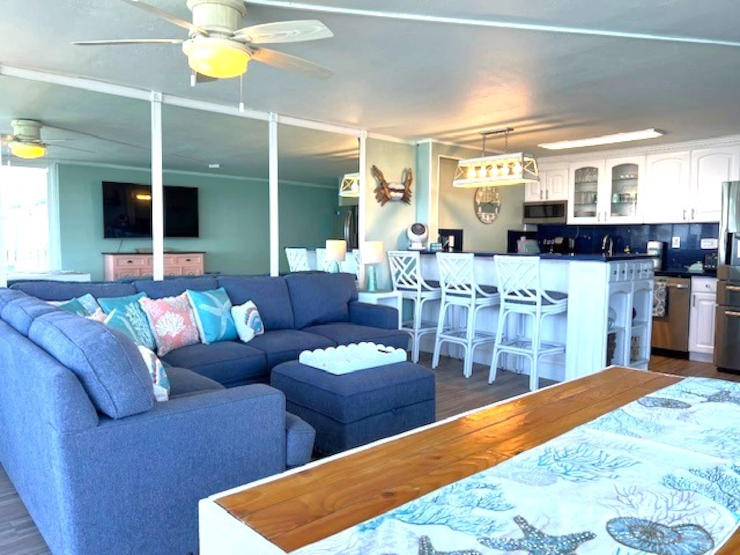 Condo in Hauula · ★4.88 · 3 bedrooms · 8 beds · 2 private baths - Image 3