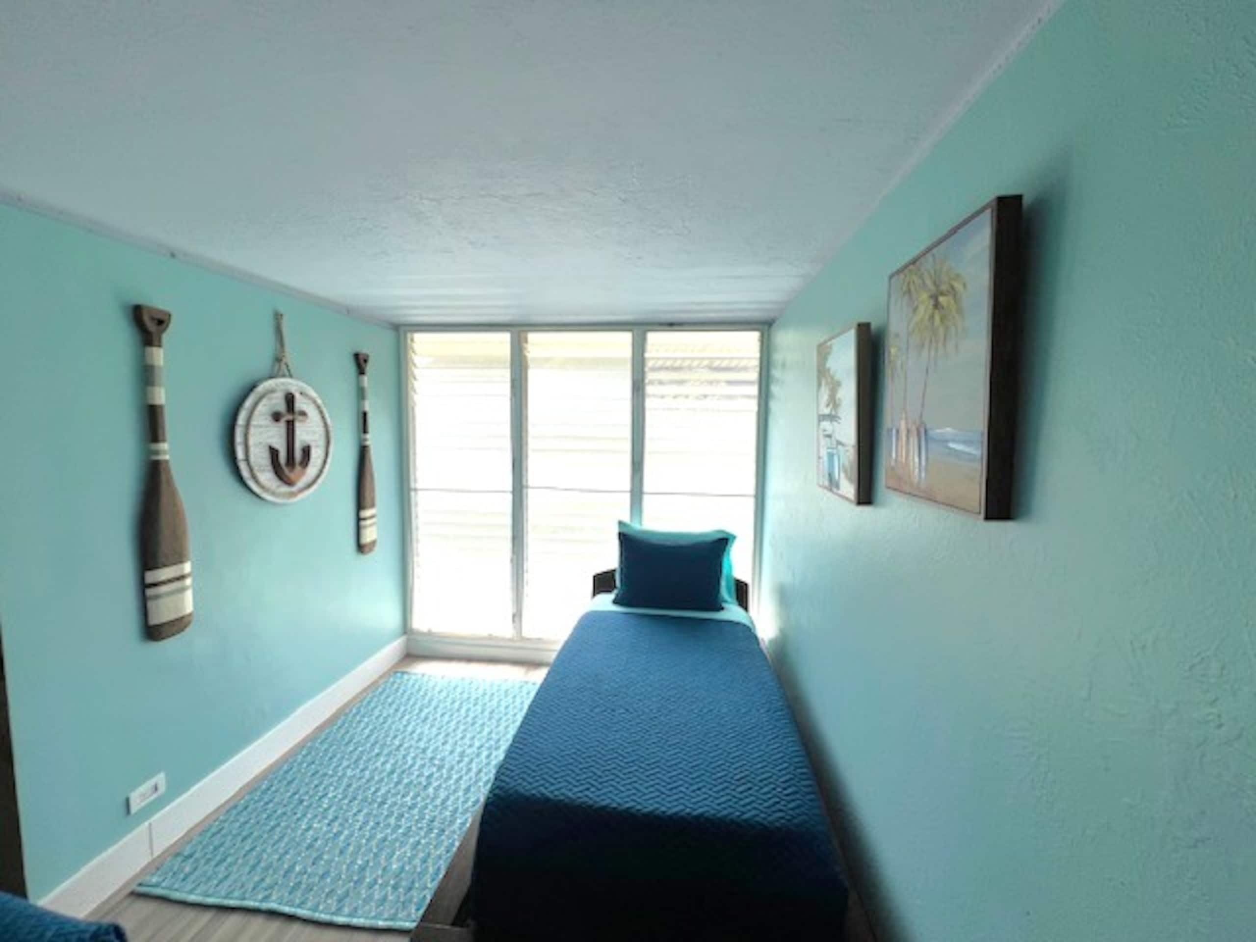 Condo in Hauula · ★4.88 · 3 bedrooms · 8 beds · 2 private baths - Image 30