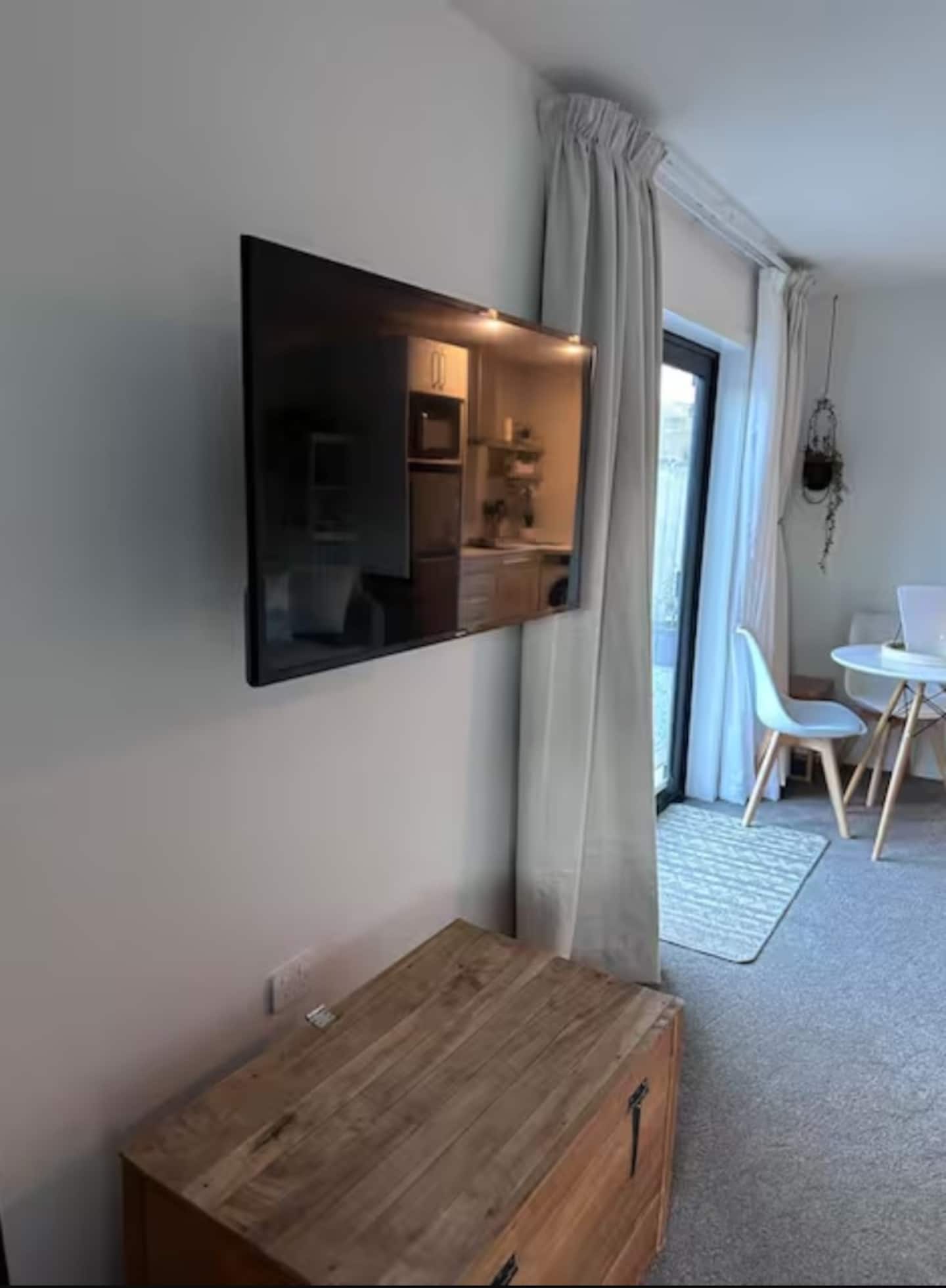 #1 Glenorchy Alpine Deluxe Suite (Modernised) 5
