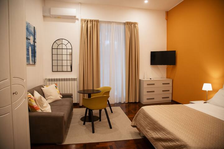 Hello Chiaia -appartamento nel cuore di Napoli gallery image 3