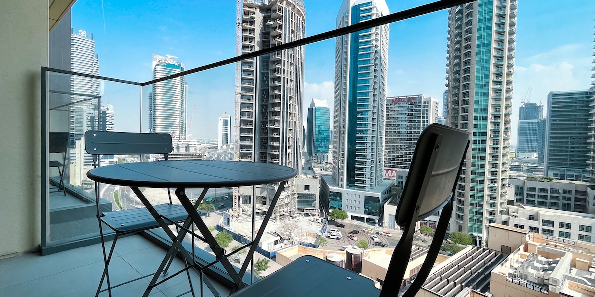 1 Bedroom Furnished Apartment | Burj Royale 3
