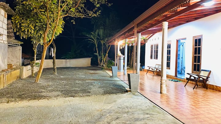Secret Hill "Escape To Your Dream Villa." - Sri Lanka