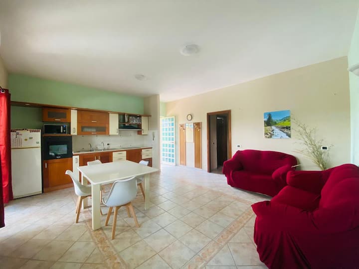 Appartamento In Villa. - Oliveri