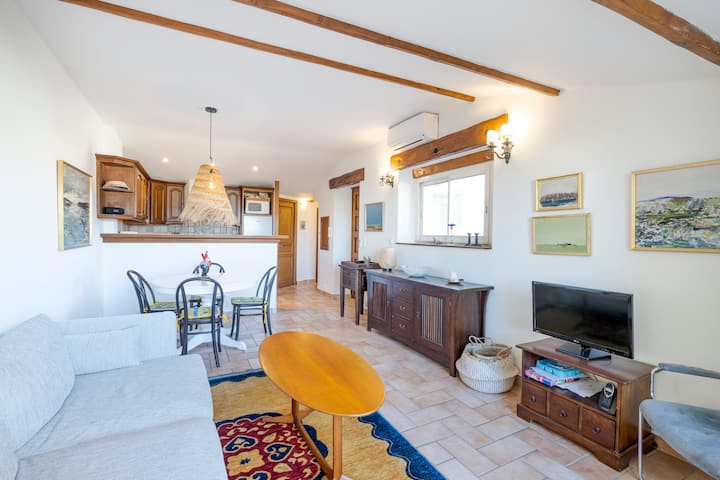 Two Bed With A Fantastic View In Antibes Old Town - Juan les Pins