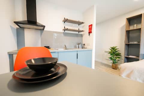 Popular Airbnb listing: Studio Apartment 2080 in Ingol And Tanterton