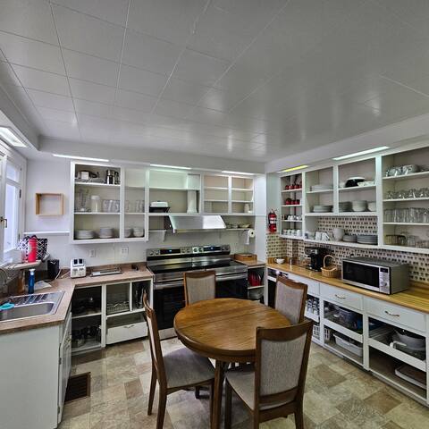 Château merveilleux pour votre séjour gallery image 2