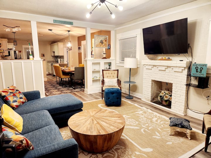 Charming Seminole Heights Craftsman Home - Tampa, FL