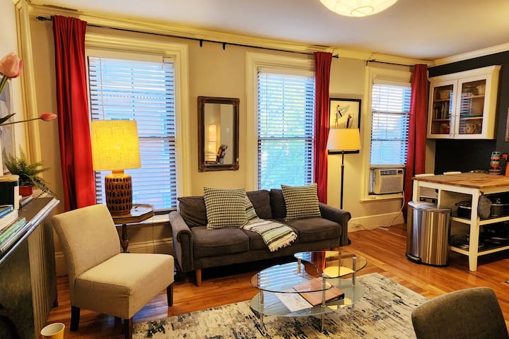 Classic Boston, Penthouse duplex