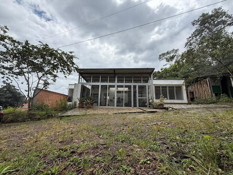 Quiet house with garden, Mocoa