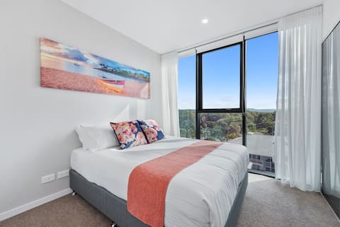 Luxury Broadbeach – Panoramic Views & Location