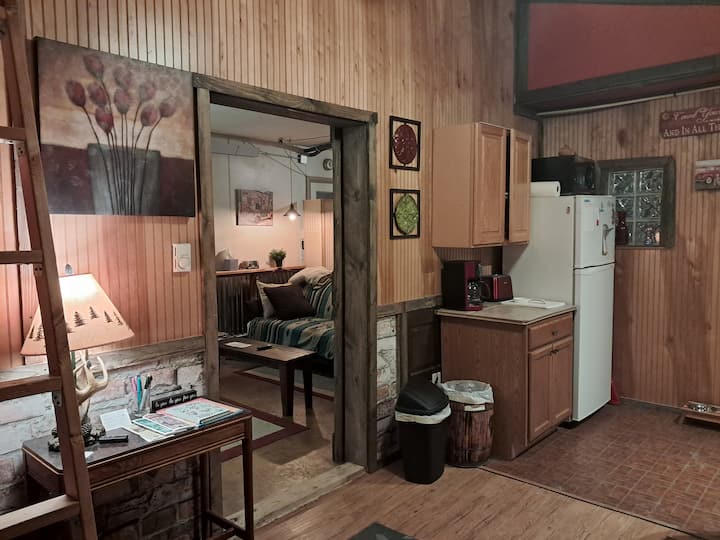 Charming Cozy Studio Lovely Space To Relax And Be - Lory State Park, Bellvue