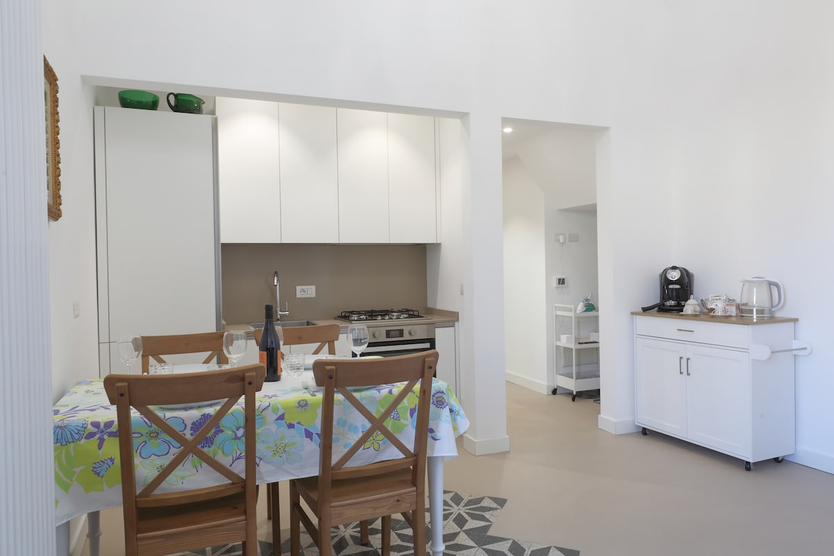 Popular Airbnb listing: Agrodolce Apartment in Cefalù