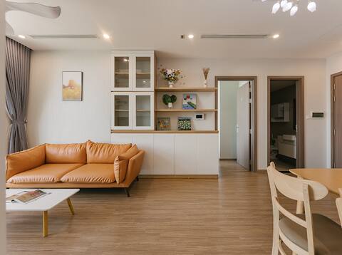 4 Bedrooms in 2 Apartments, Free cleaning service