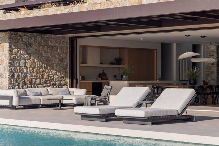 Fos Apollo Yard Villa-Aegean Bliss Above Mykonos gallery image 4