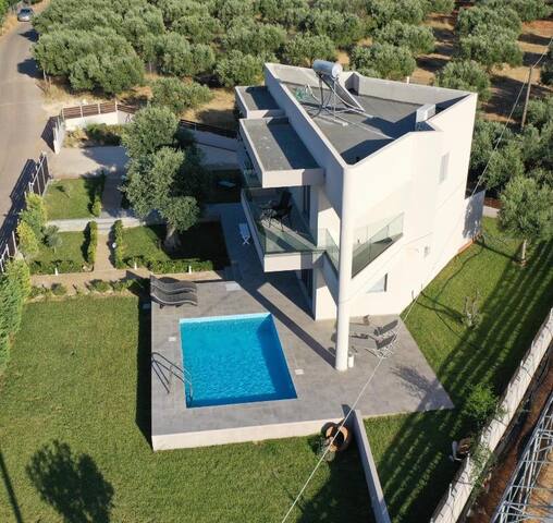 Villa Santa Barbara Private Pool gallery image 4