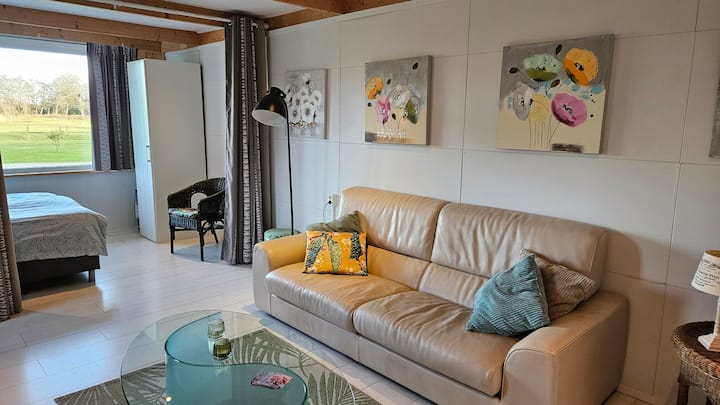 Savannah, Moderne En Gezellige Lodge In De Natuur - Renesse