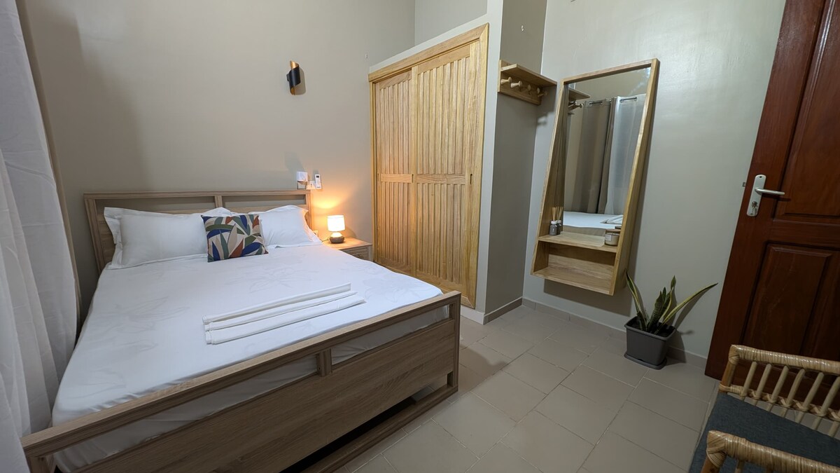 Chumba kilicho na kitanda cha watu wawili