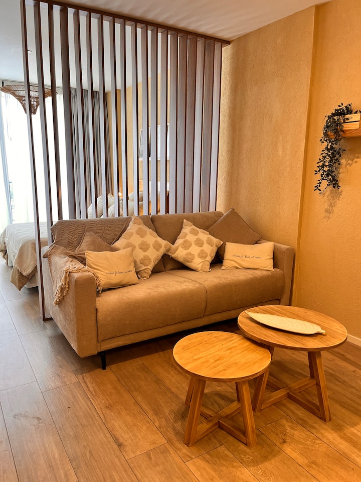 Departamento estudio 1 dormitorio para 4 personas en Chacarita con cochera, pileta y laundry