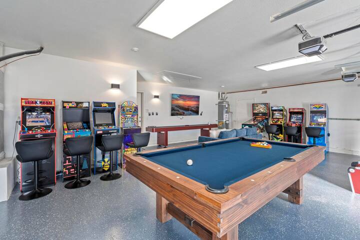 Breathtaking City Views:Game & Movie Rm w/Pool&Spa gallery image 3