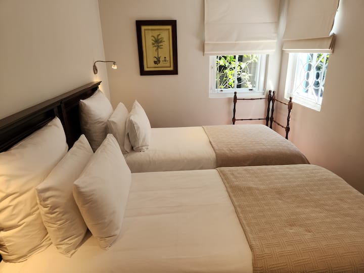 4 Bayview Terrace - спалня 3