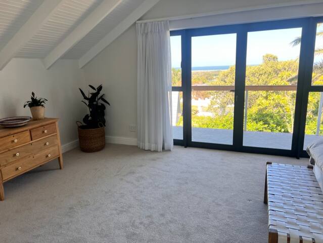 The Palm House – a haven of light and green space gallery image 5