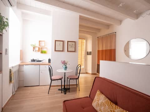 Casa Tina, an intimate studio in the historic center