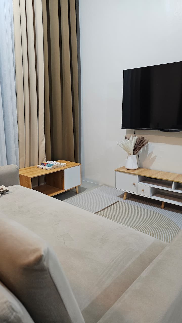 Cozy & Spacious Studio In Candon - Candon