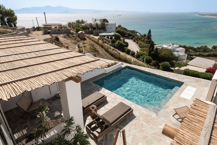 Villa Mousa 6 Bedroom Villa gallery image 4