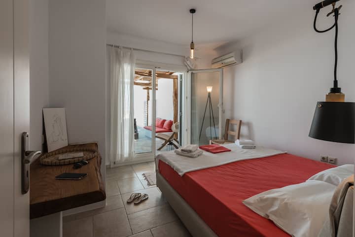 საძინებელი 1