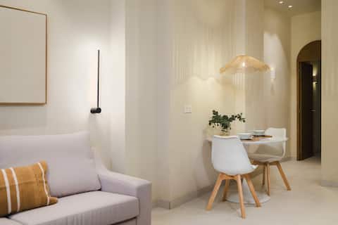 Airbnb con mejor rendimiento: Prime Location/Private Patio en La Victoria