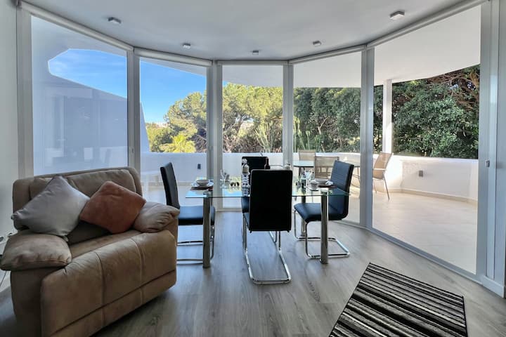 Relaxing Family Retreat With Stunning Golf Views - コスタ・デル・ソル