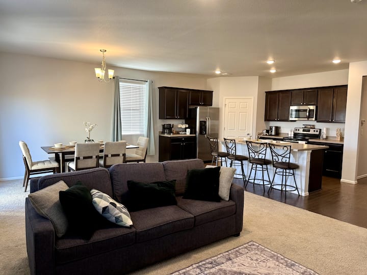 Cozy New Home In Denver Area - Denver Airport (DEN)
