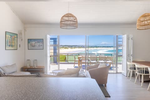 Awesome Views , Beach Proximity