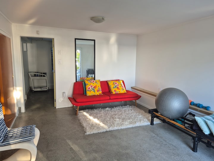 Raumati South Beach Studio (Opposite Beach) - Paekākāriki