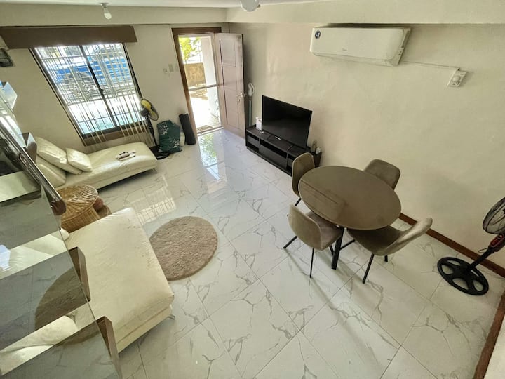 Aldea Homes 2 Storey Apartment - Sibulan