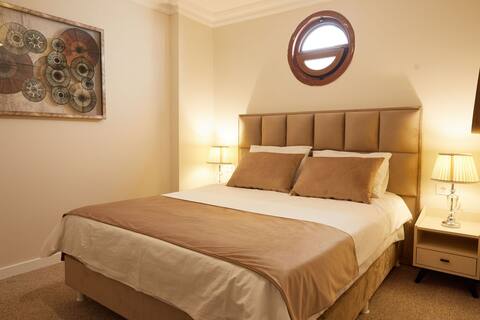 Economy Room